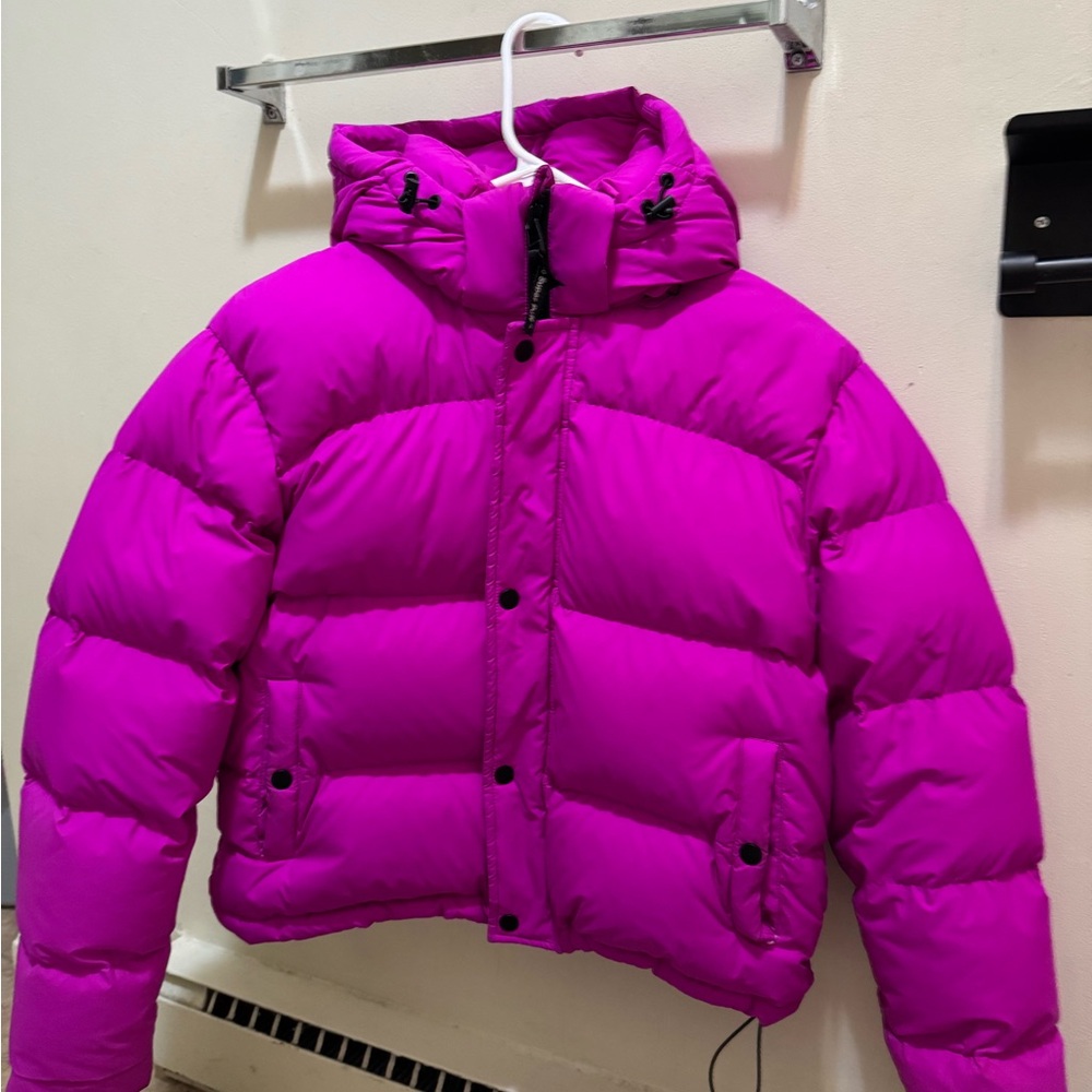 Aritzia Super Puff Jacket - image 1